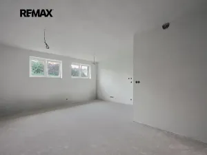 Prodej bytu 3+kk, Praha - Zbraslav, Lesáků, 74 m2