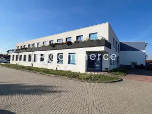 Pronájem skladu, Šlapanice, 4600 m2
