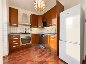 Pronájem bytu 2+1, Praha - Podolí, Podolská, 57 m2