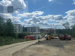Prodej komerčního pozemku, Karlovy Vary, 7500 m2