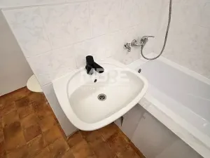 Pronájem bytu 2+kk, Žatec, Dr. Václava Kůrky, 39 m2