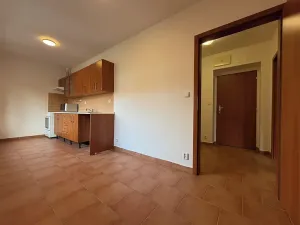 Pronájem bytu 1+1, Chomutov, Kadaňská, 45 m2