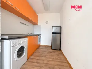 Pronájem bytu 1+kk, Praha - Řepy, Vondroušova, 36 m2