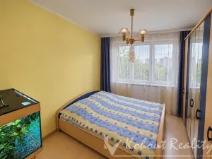 Prodej bytu 3+1, Praha - Horní Měcholupy, Parmská, 78 m2