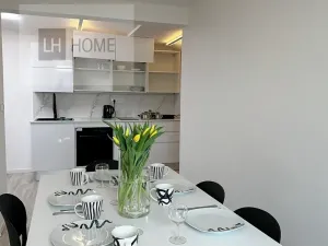 Pronájem bytu 2+kk, Karlovy Vary, 86 m2
