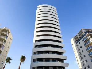 Prodej bytu 4+kk, Calp, Španělsko, 90 m2