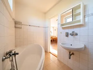 Prodej rodinného domu, Římov, 195 m2