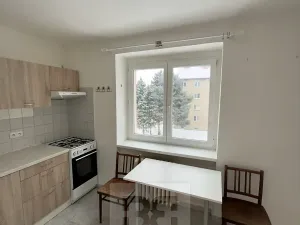 Pronájem bytu 1+1, Kladno, Kyjevská, 32 m2