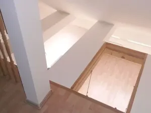 Pronájem bytu 1+kk, Praha - Vršovice, Tolstého, 31 m2