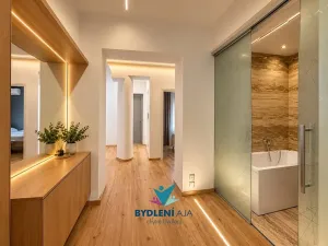 Prodej domu, Teplice, Laubeho náměstí, 425 m2