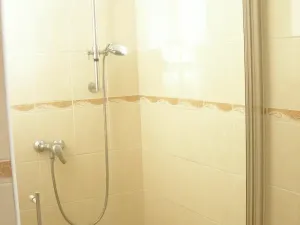 Pronájem bytu 2+1, Liberec, Ruprechtická, 66 m2