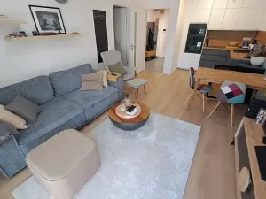Pronájem bytu 2+kk, Praha, K jezeru, 55 m2
