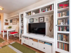 Prodej bytu 2+kk, Praha - Háje, Stříbrského, 42 m2