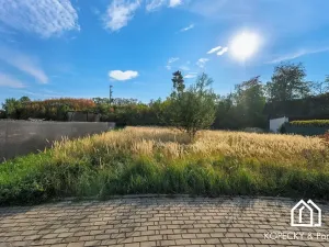 Prodej pozemku pro bydlení, Močovice, 2044 m2