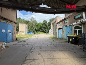 Pronájem skladu, Suchovršice, 430 m2