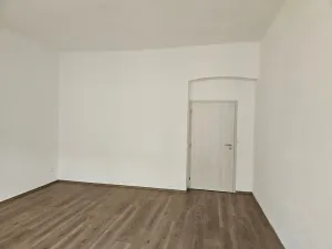 Pronájem bytu 1+1, Pardubice, třída Míru, 54 m2