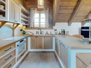 Prodej apartmánu, Lipí, 155 m2