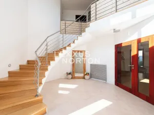 Prodej rodinného domu, Zvole, Hlavní, 378 m2