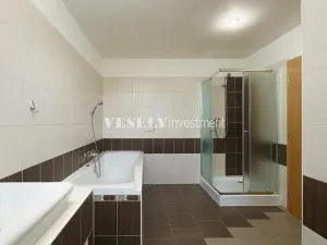 Prodej rodinného domu, Křtěnov, 200 m2