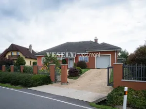 Prodej rodinného domu, Křtěnov, 200 m2