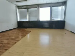 Pronájem skladu, Most, Pekárenská
