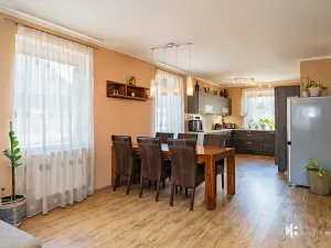 Prodej rodinného domu, Měšice, Na Blatech, 153 m2