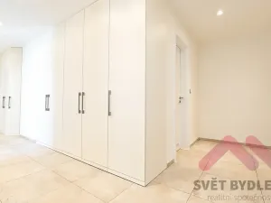 Pronájem bytu 3+kk, Praha - Modřany, Nesvadbova, 120 m2