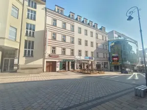 Pronájem bytu 2+kk, Karlovy Vary, T. G. Masaryka, 81 m2