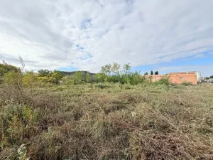 Prodej pozemku, Mikulov, Slovácké brigády, 721 m2