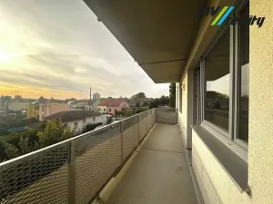Pronájem bytu 2+kk, Nymburk, Ke Strouze, 58 m2
