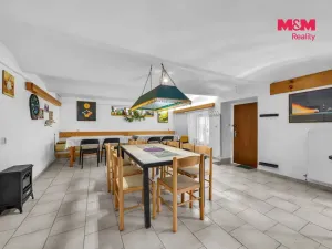 Prodej rodinného domu, Úsobí, 678 m2