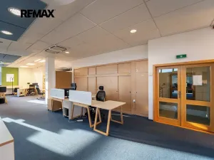 Pronájem obchodního prostoru, Kolín, Sladkovského, 540 m2