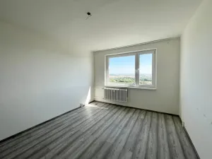 Pronájem bytu 2+1, Chomutov, Kamenný vrch, 58 m2