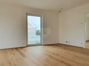 Pronájem bytu 2+kk, Praha - Královice, Ke Tvrzi, 47 m2