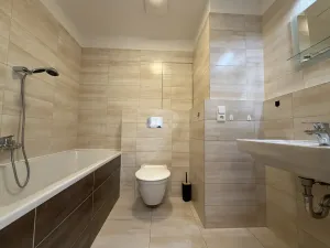 Pronájem bytu 1+kk, Praha - Uhříněves, Ke kříži, 34 m2