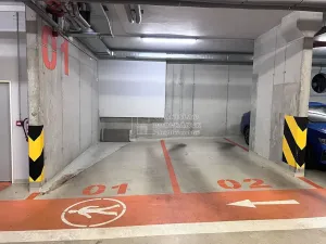 Pronájem garážového stání, Praha - Bubeneč, Jednořadá, 15 m2