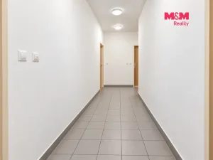 Pronájem bytu 2+kk, Praha - Uhříněves, Václava Trojana, 52 m2