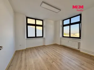 Pronájem kanceláře, Mělník, náměstí Karla IV., 57 m2