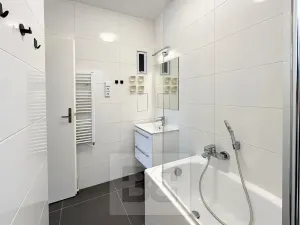 Pronájem bytu 1+kk, Praha - Libeň, Kandertova, 27 m2