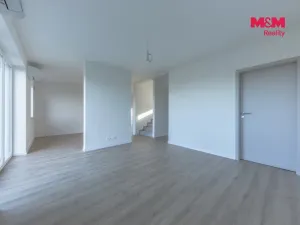 Pronájem bytu 4+kk, Starý Vestec, 102 m2