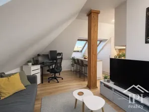 Pronájem bytu 2+kk, Praha - Holešovice, Komunardů, 53 m2