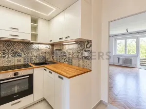 Pronájem bytu 2+1, Praha - Bubeneč, Šestidomí, 45 m2