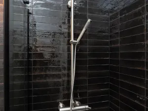 Pronájem bytu 2+kk, Praha - Střešovice, Střešovická, 65 m2