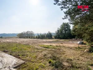 Prodej pozemku pro bydlení, Dobřenice, 813 m2