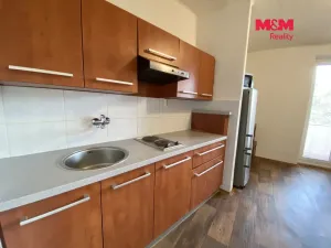 Pronájem bytu 1+kk, Ostrava - Poruba, Porubská, 36 m2