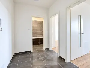 Pronájem bytu 2+kk, Brno, Novodvorská, 50 m2