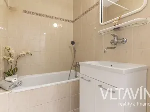 Prodej bytu 2+kk, Praha - Braník, Roškotova, 47 m2