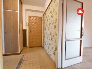 Prodej bytu 2+1, Ostrov, Borecká, 64 m2