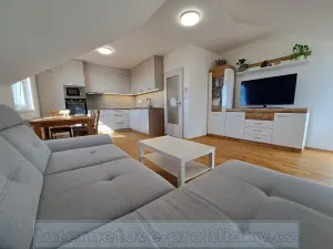 Pronájem bytu 3+kk, Praha - Sobín, 76 m2