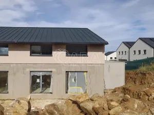 Prodej rodinného domu, Kamenice, Benešovská, 156 m2